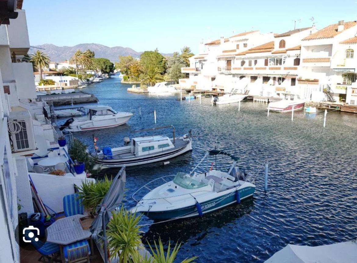 Hotel Portofino By Insidehome Empuriabrava Extérieur photo